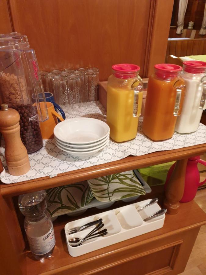 ホテルLandgasthof Rose ディツィンゲン エクステリア 写真