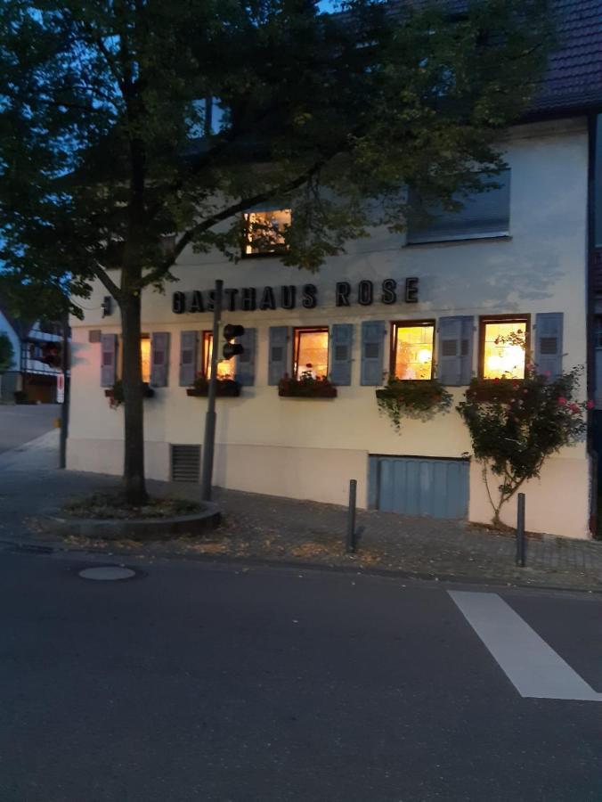 ホテルLandgasthof Rose ディツィンゲン エクステリア 写真